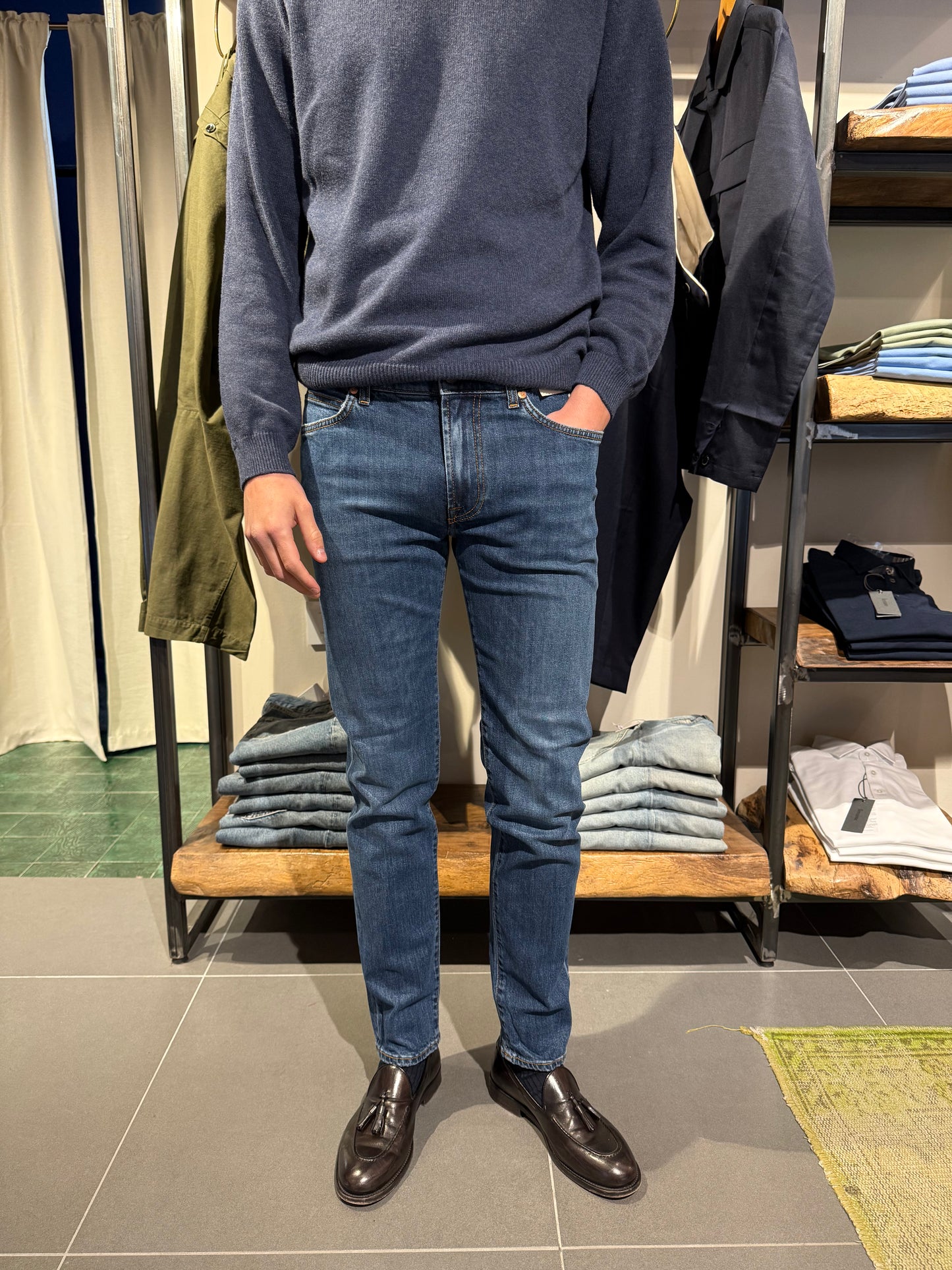517 WASH 52 Denim