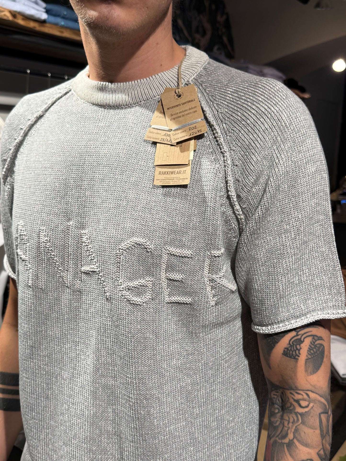 T-shirt Manager