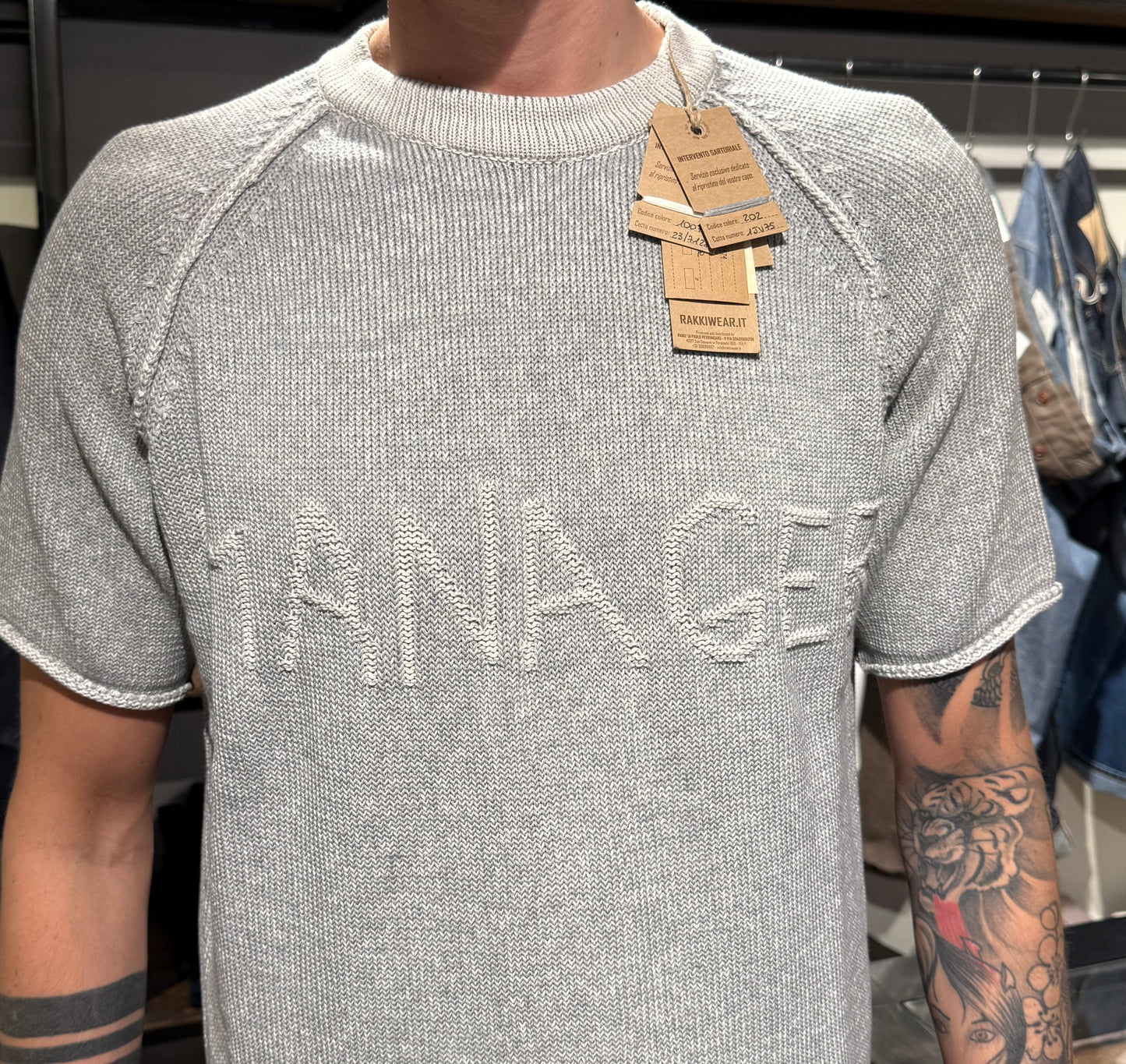 T-shirt Manager